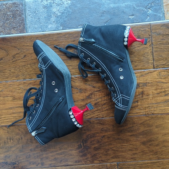 RARE! Miu Miu Club kitten heel sneaker - Picture 6 of 14